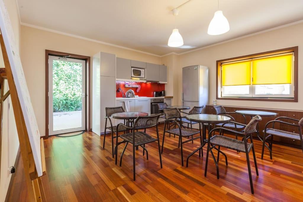Apartment Sweet - 4 *